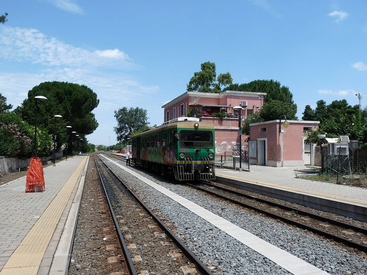 Stazione di Dolianova (foto wikipedia) 